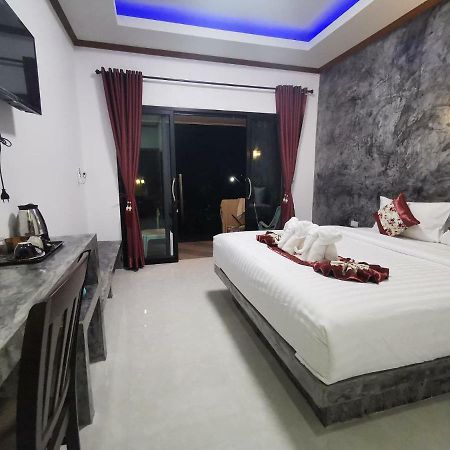 Laila​ Place Hotel Koh Lanta Bagian luar foto