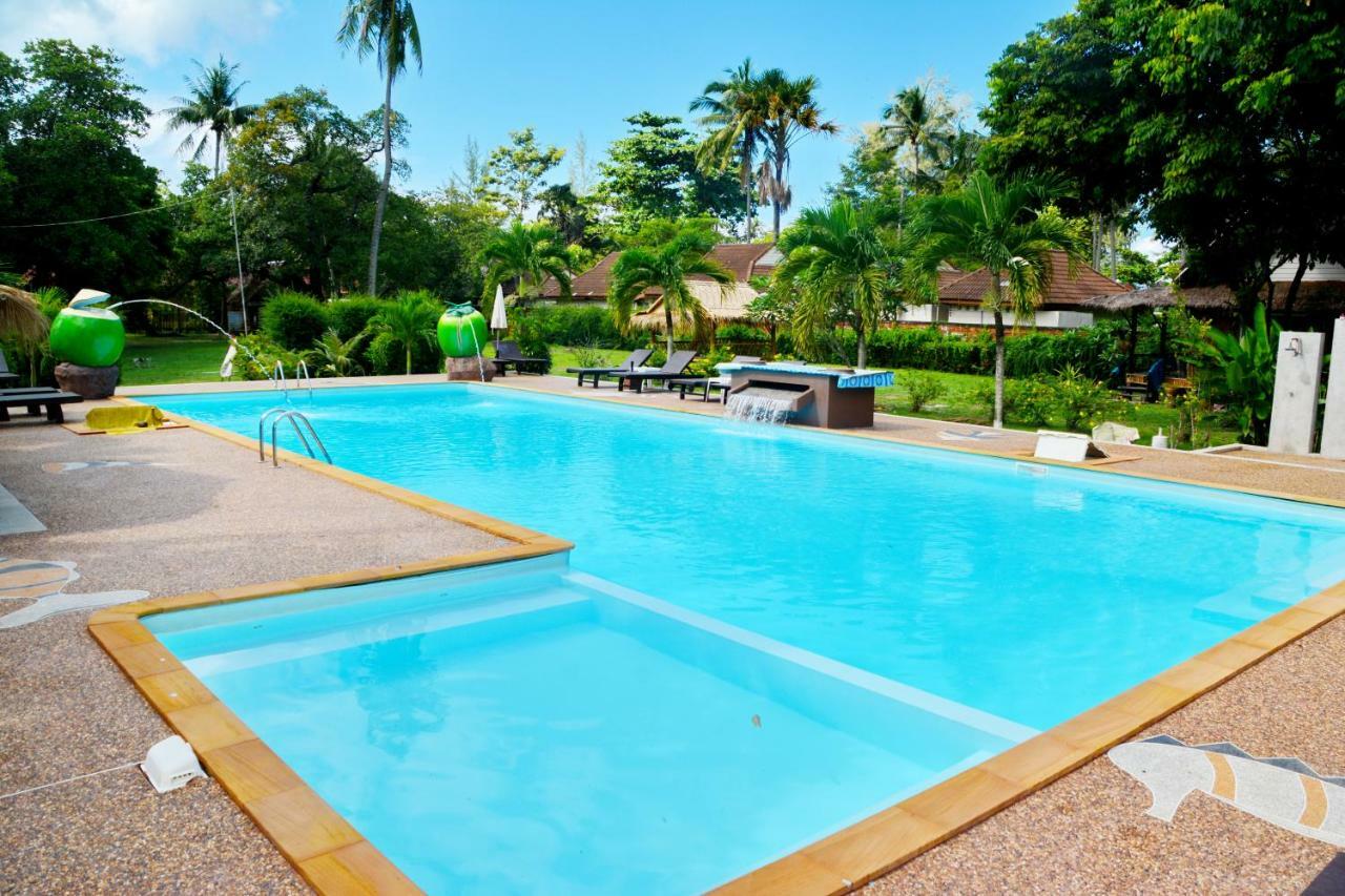 Laila​ Place Hotel Koh Lanta Bagian luar foto