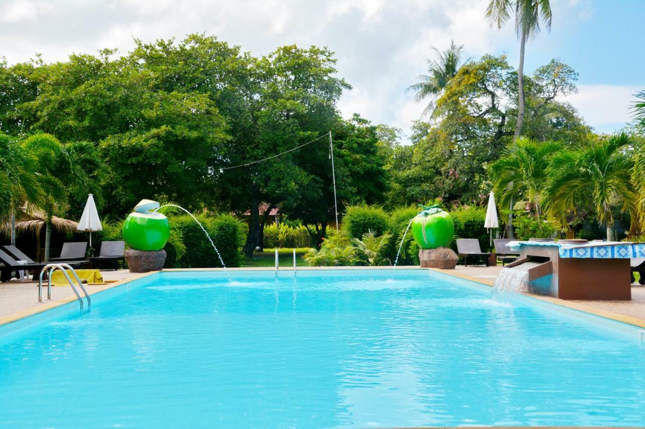 Laila​ Place Hotel Koh Lanta Bagian luar foto