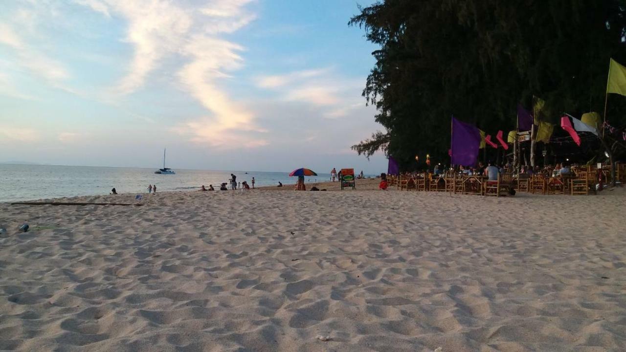 Laila​ Place Hotel Koh Lanta Bagian luar foto