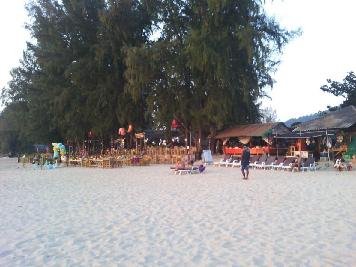 Laila​ Place Hotel Koh Lanta Bagian luar foto